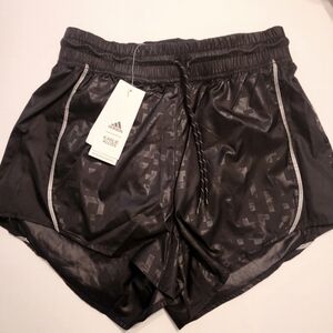 Adidas x Karlie Kloss HB1432 Women’s Black Adventure Woodwav Shorts XS NWT
